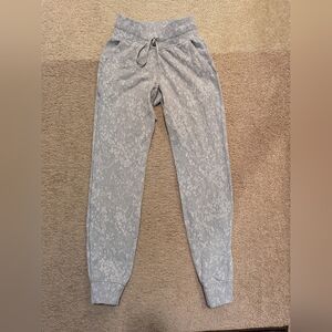 Lululemon Ready to Rulu Jogger
